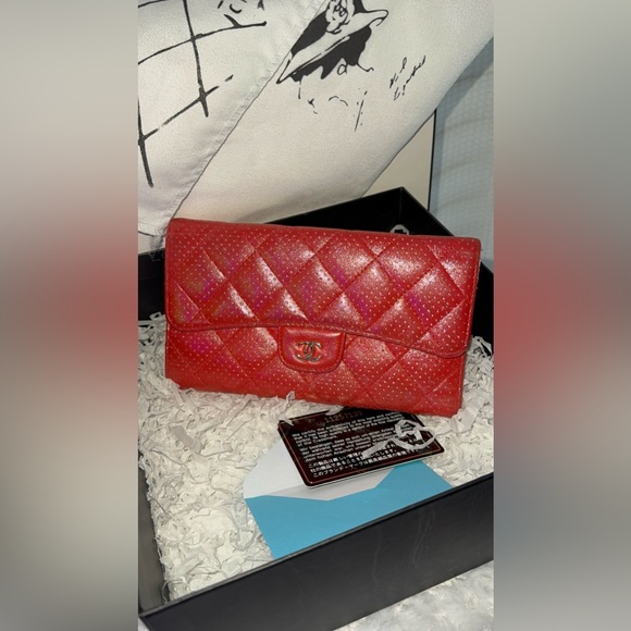EUC Chanel Red Perforated Leather Snap Closure Trifold Wallet Custom Shimmer - Picture 15 of 16